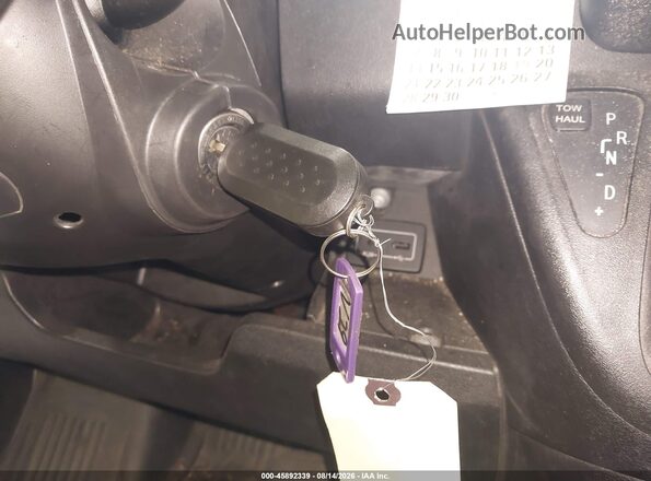 3C6TRVDG6LE110156 2020 RAM PROMASTER 2500 Белый Вид панели приборов