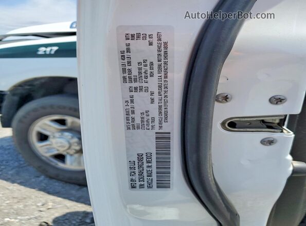 3C6UR4HJ3RG249243 2024 RAM 2500 White Engine compartment view