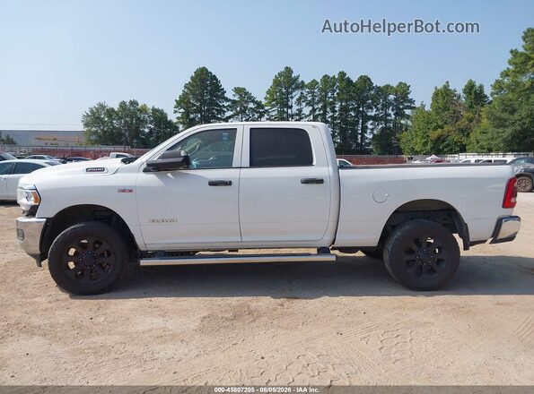 3C6UR5CJ2LG250646 2020 RAM 2500 White 360 interior view