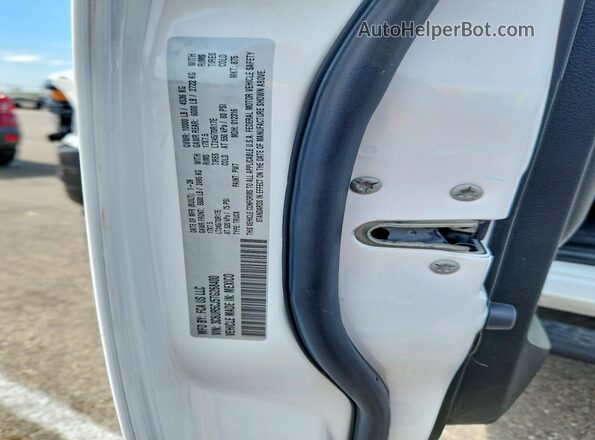 3C6UR5CJ5TG268400 2026 RAM 2500 White Вид підкапотного простору