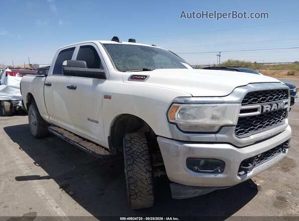 3C6UR5CJ8NG271973 2022 RAM 2500 White Widok z przodu