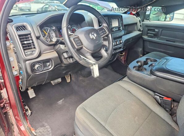 3C6UR5CJ9NG143516 2022 RAM 2500 Красный Вид панели приборов