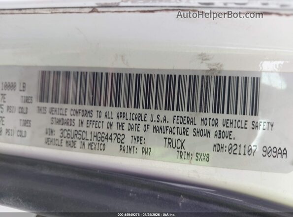 3C6UR5CL1HG644762 2017 RAM 2500 White Engine compartment view