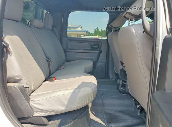 3C6UR5CL7PG638026 2023 RAM 2500 White Rear seats view