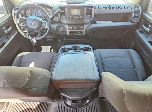 3C6UR5CLXKG615347 2019 RAM 2500 White Dashboard view
