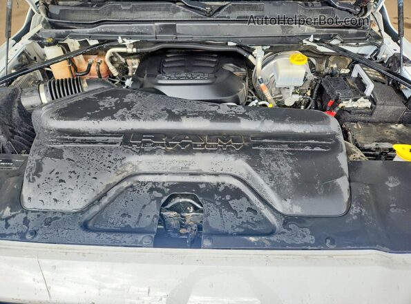 3C6UR5DJ0RG385227 2024 RAM 2500 White უკანა სალონის ხედი