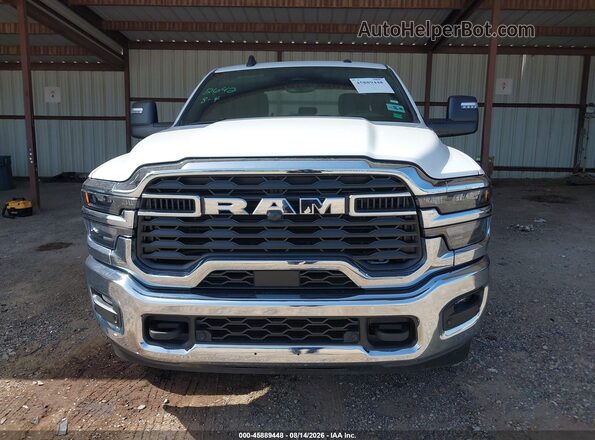 3C6UR5DL0TG259328 2026 RAM 2500 White Widok zestawu wskaźników