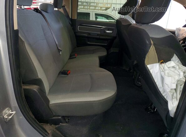 3C6UR5DL1LG116565 2020 RAM 2500 Silver Rear seats view