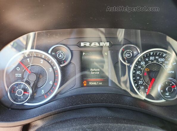 3C6UR5DL2RG355065 2024 RAM 2500 White Սարքավորումների վահանակի տեսք