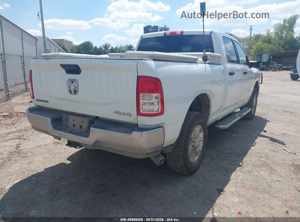 3C6UR5DL3RG336332 2024 RAM 2500 White Rear right
