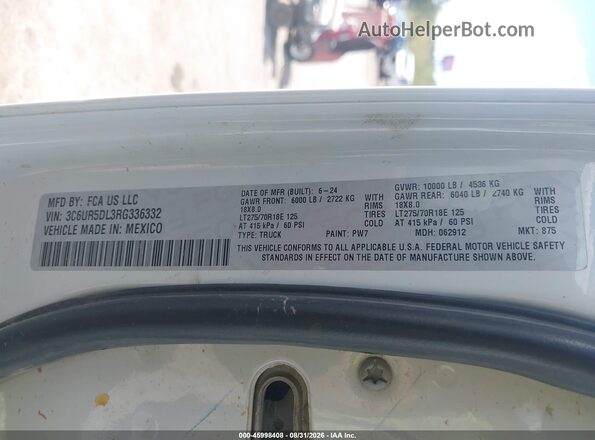 3C6UR5DL3RG336332 2024 RAM 2500 White Engine compartment view