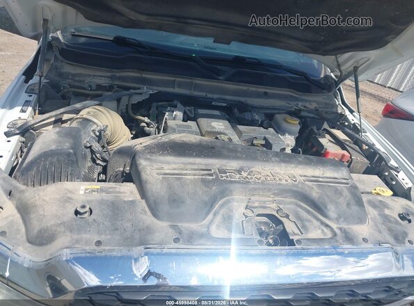 3C6UR5DL3RG336332 2024 RAM 2500 White Rear view