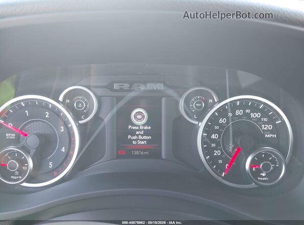 3C6UR5DL4TG274043 2026 RAM 2500 White Հետևի նստատեղերի տեսք