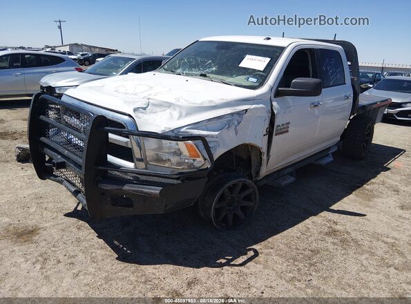 3C6UR5DL5HG756124 2017 RAM 2500 White წინა მარცხენა ხედი სამი მეოთხედიდან