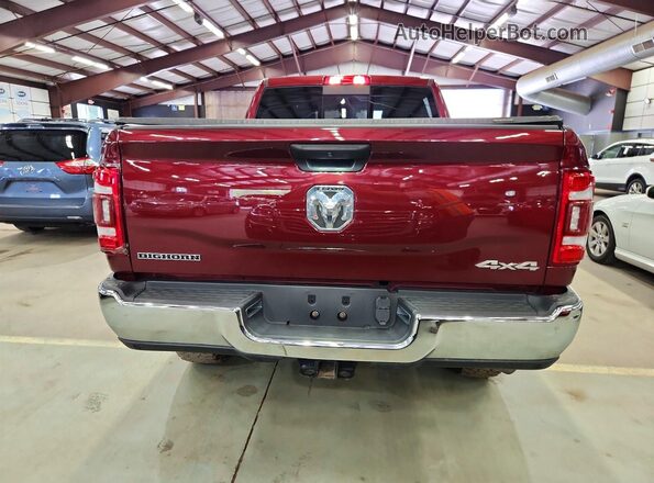 3C6UR5DL6RG117946 2024 RAM 2500 Maroon Widok z tyłu