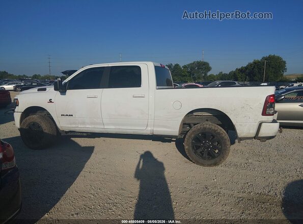 3C6UR5DL7RG270111 2024 RAM 2500 White 360 interior view