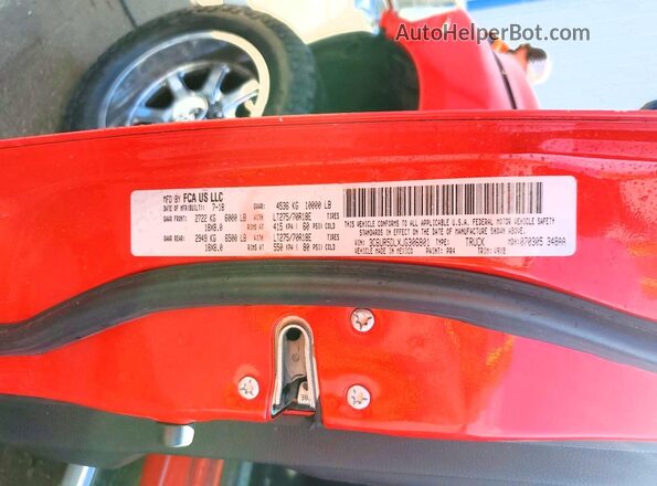 3C6UR5DLXJG306801 2018 RAM 2500 Красный Вид подкапотного пространства
