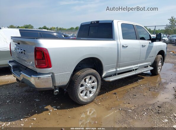 3C6UR5FJXTG255668 2026 RAM 2500 Silver Tył prawy