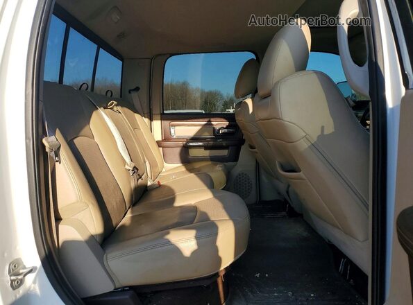 3C6UR5FL0GG191955 2016 RAM 2500 Двухцветный Вид задних сидений
