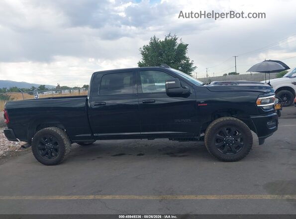 3C6UR5FL2RG172052 2024 RAM 2500 Черный Вид задней части салона
