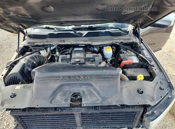3C6UR5FL5LG230324 2020 RAM 2500 Black Rear interior view