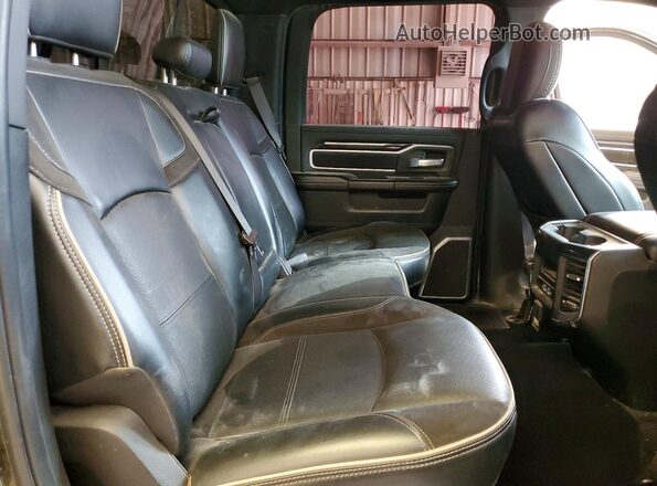 3C6UR5FL7LG192806 2020 RAM 2500 Black Հետևի նստատեղերի տեսք