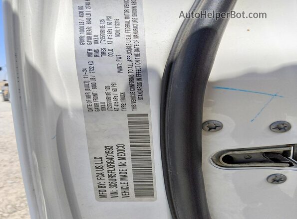 3C6UR5FLXRG401593 2024 RAM 2500 White Շարժիչի բաժամունքի տեսք