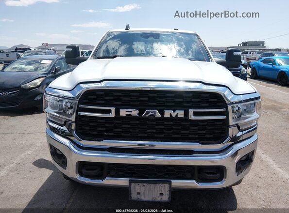 3C6UR5HJ3RG153442 2024 RAM 2500 Белый Вид щитка приборов