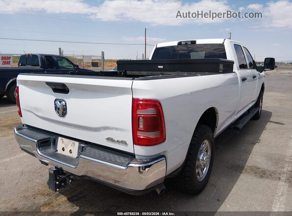 3C6UR5HJ3RG153442 2024 RAM 2500 Белый Задняя правая четверть