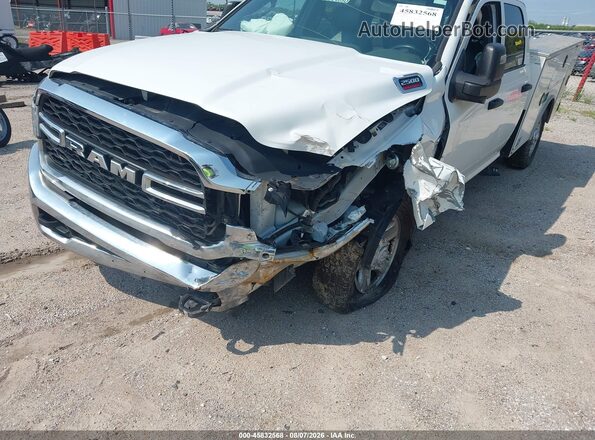 3C6UR5HL6RG141027 2024 RAM 2500 White წინა ხედი