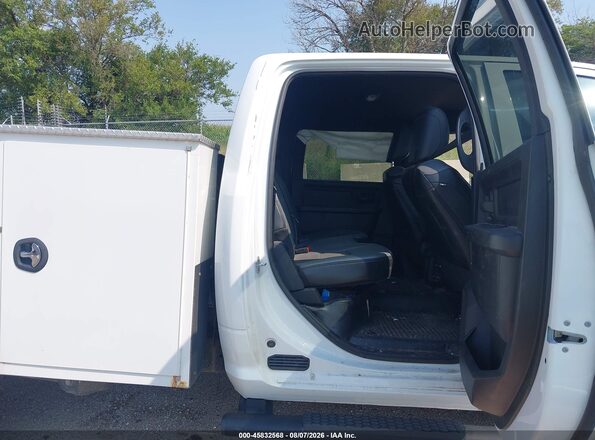 3C6UR5HL6RG141027 2024 RAM 2500 White VIN კოდის სტიკერის ხედი