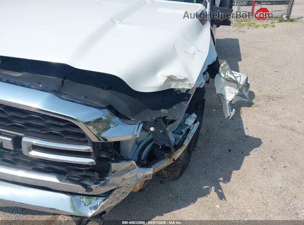 3C6UR5HL6RG141027 2024 RAM 2500 White 