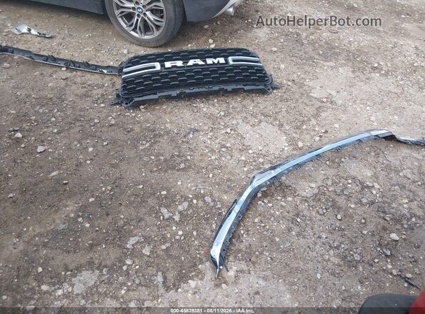 3C6UR5JL9RG343497 2024 RAM 2500 White Widok zestawu wskaźników