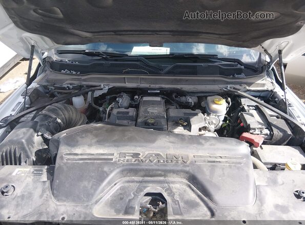3C6UR5JL9RG343497 2024 RAM 2500 White Widok z tyłu