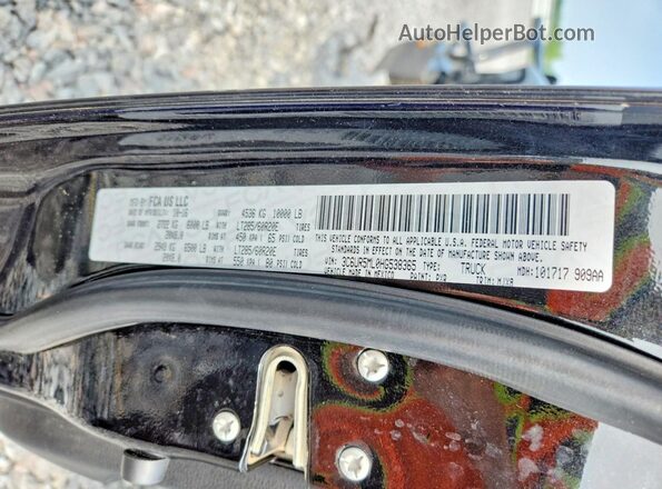 3C6UR5ML0HG538365 2017 RAM 2500 Black Engine compartment view