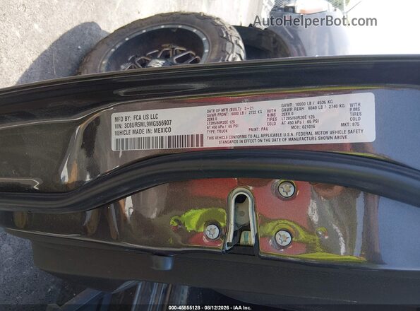 3C6UR5ML9MG556907 2021 RAM 2500 Black Engine compartment view