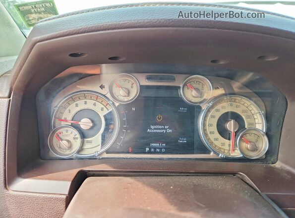 3C6UR5PLXGG199088 2016 RAM 2500 White Vista del cuadro de instrumentos