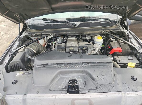 3C6UR5SLXRG202713 2024 RAM 2500 Charcoal Rear interior view