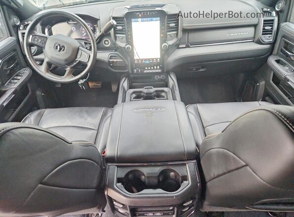 3C6UR5SLXRG202713 2024 RAM 2500 Charcoal Dashboard view