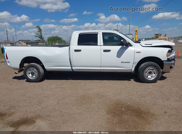 3C7WR4HJ0LG307787 2020 RAM 2500 White Вид задньої частини салону