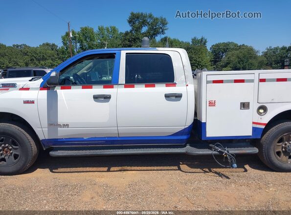 3C7WR5HJ7LG181563 2020 RAM 2500 White 360 interior view