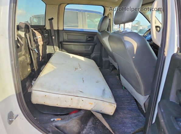 3C7WRSCL1JG346267 2018 RAM 3500 White Вид задніх сидінь