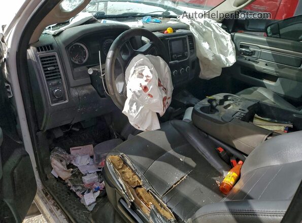 3C7WRTBL8HG611607 2017 RAM 3500 White Vista del salpicadero
