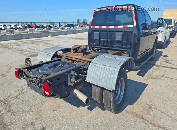 3C7WRTCLXPG650664 2023 RAM 3500 Black Առջևի աջ