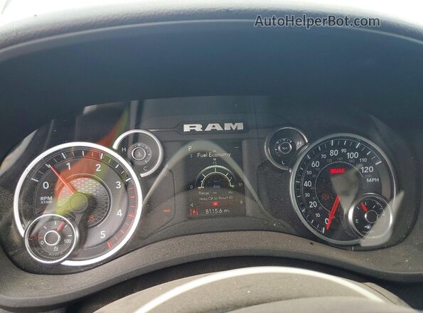 3C7WRTCLXRG290752 2024 RAM 3500 White Вид щитка приладів