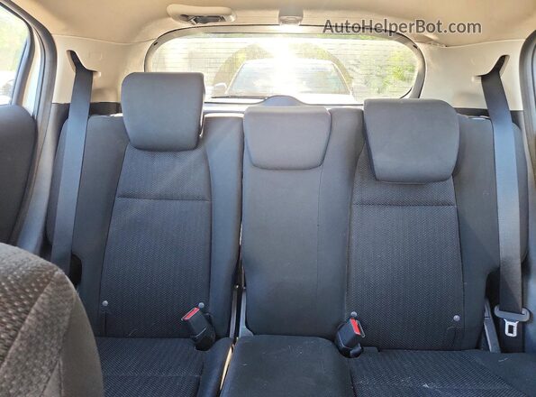 3CZRU5H3XJM101028 2018 HONDA HR-V White Widok tylnych siedzeń