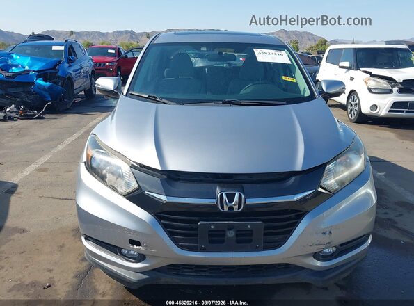 3CZRU5H56JM710991 2018 HONDA HR-V Серебряный Вид задней части салона