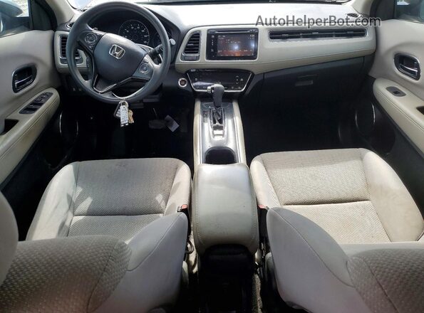 3CZRU5H57HM702103 2017 HONDA HR-V Silver Widok deski rozdzielczej