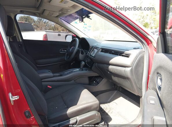 3CZRU5H5XHG709397 2017 HONDA HR-V Красный Вид салона спереди