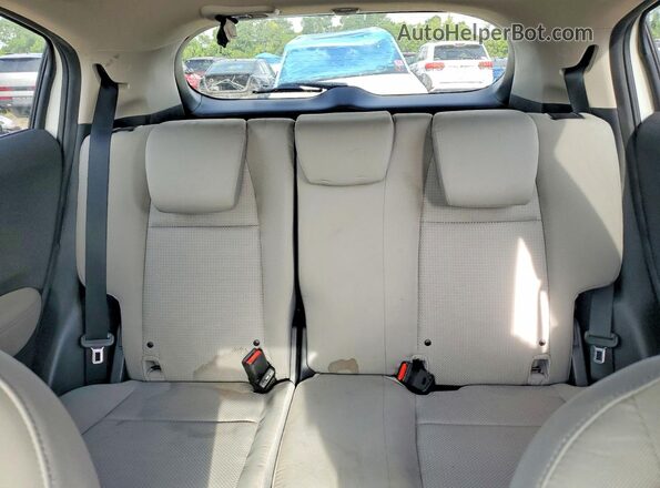 3CZRU5H5XKM716309 2019 HONDA HR-V White Rear seats view